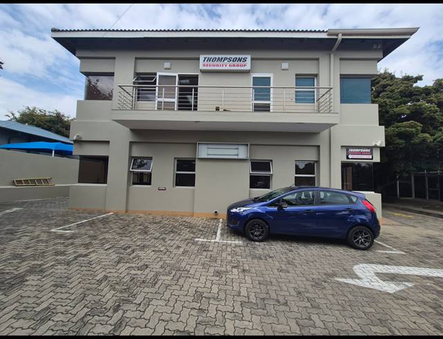 240M² OFFICE TO LET IN PAARDEPLAATS AH